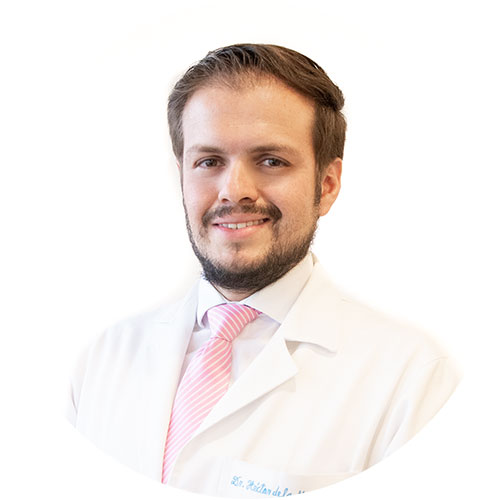 Dr. Héctor de la Mora